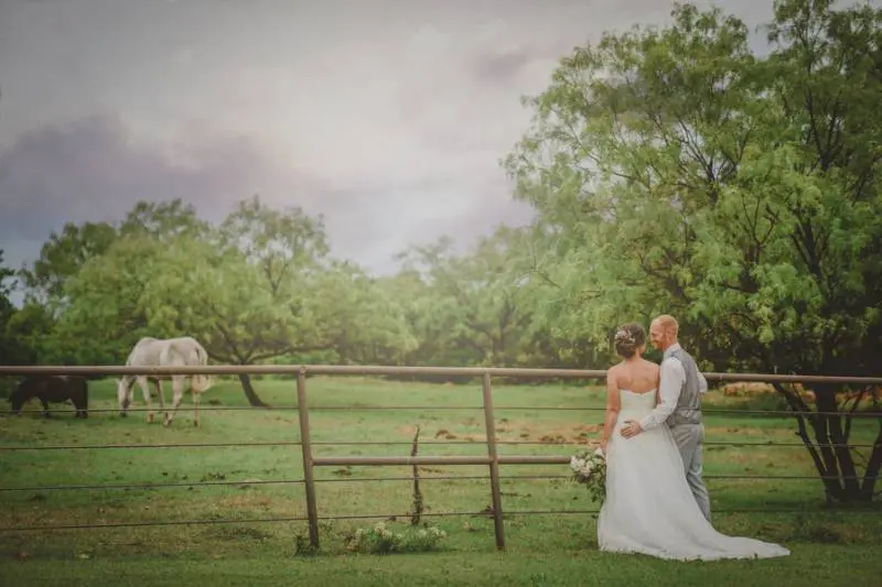 459742-24167-l-56483A2eMAbE