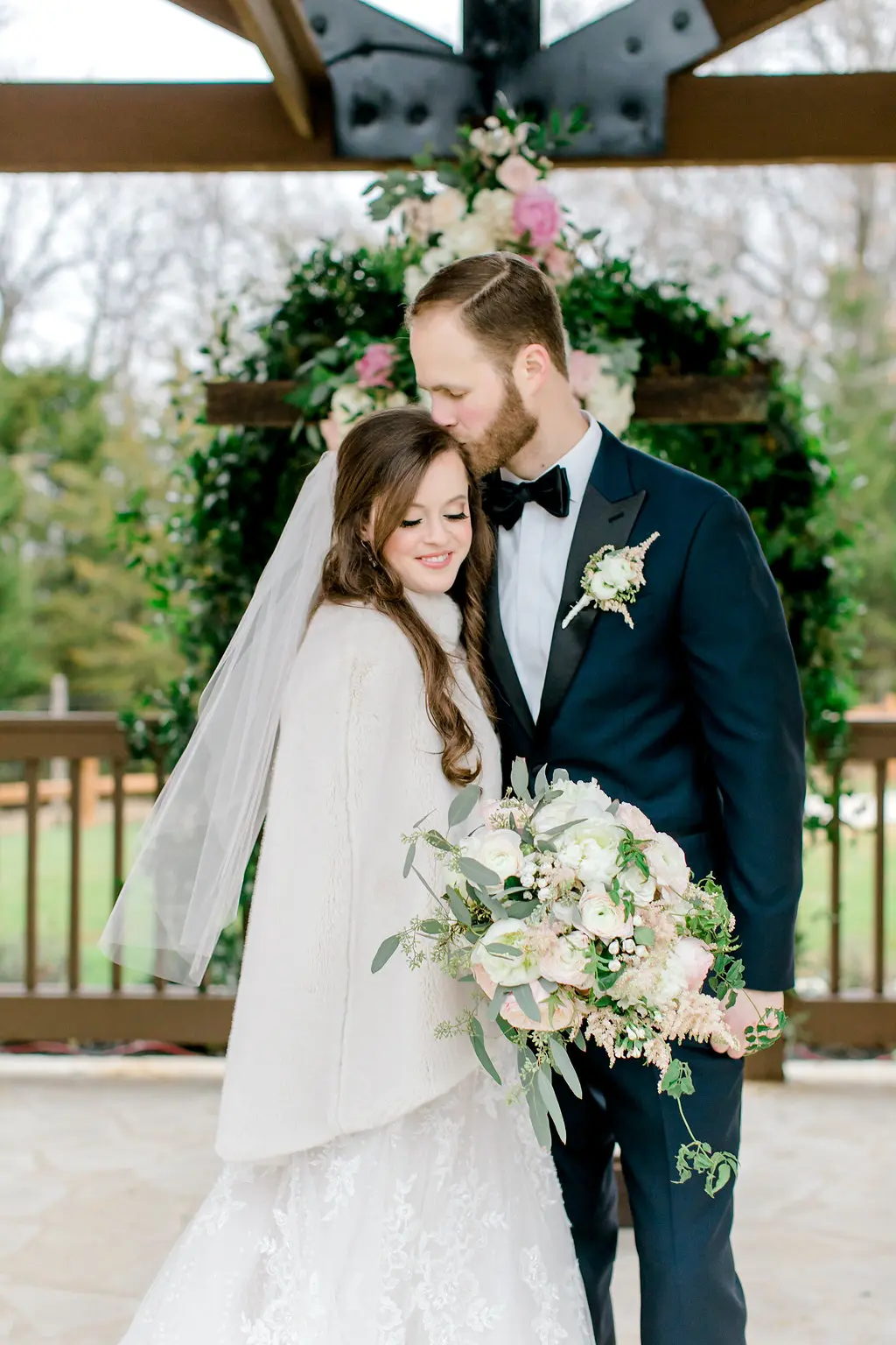 912459-41423-l-AQY5Yne