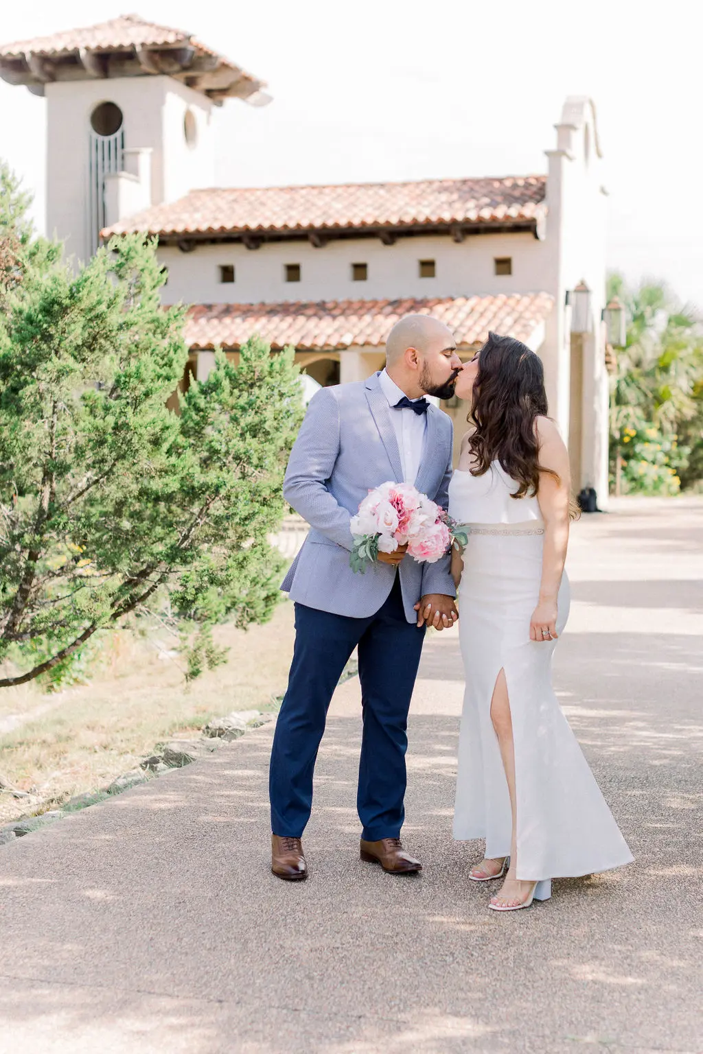 1041694-45398-l-UTYGagu