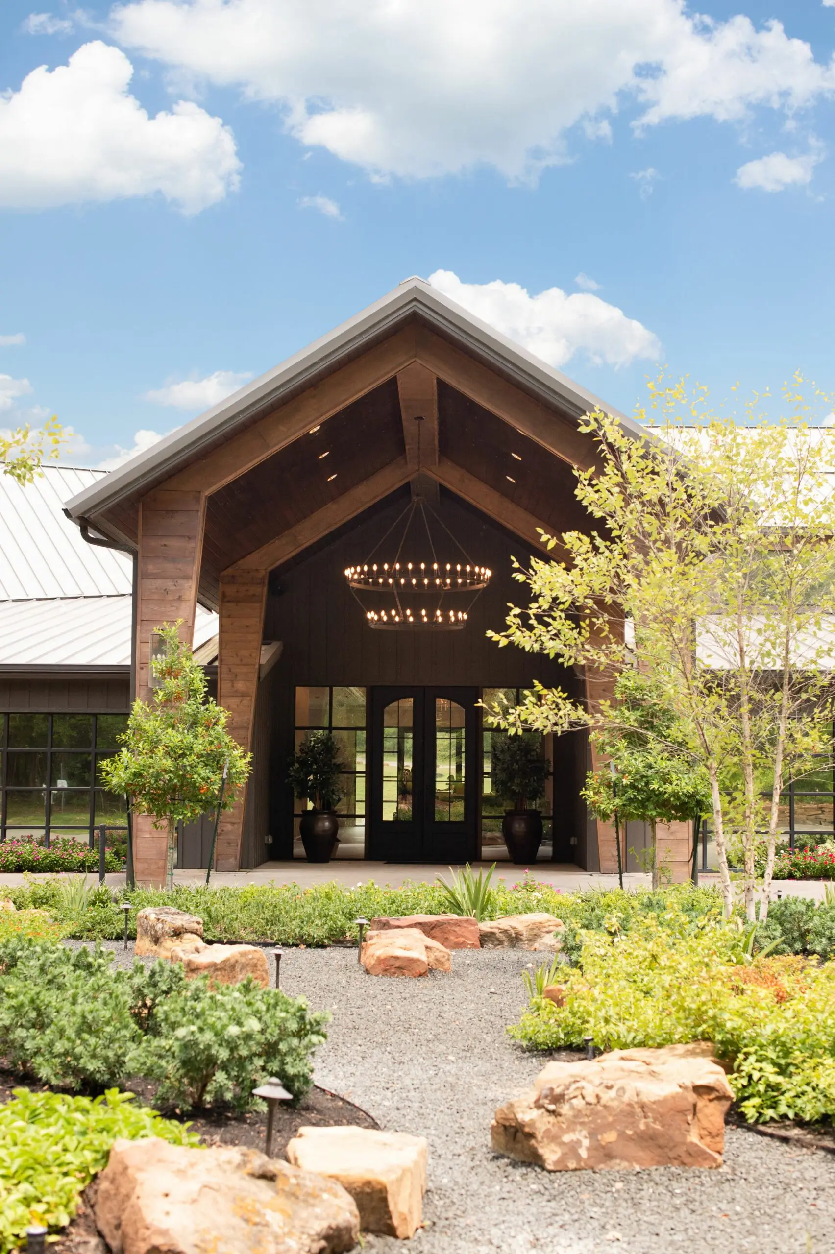 1169369-49560-l-egE2UjU-scaled