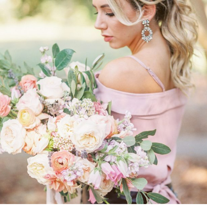 Prim-and-Lovely-Logo