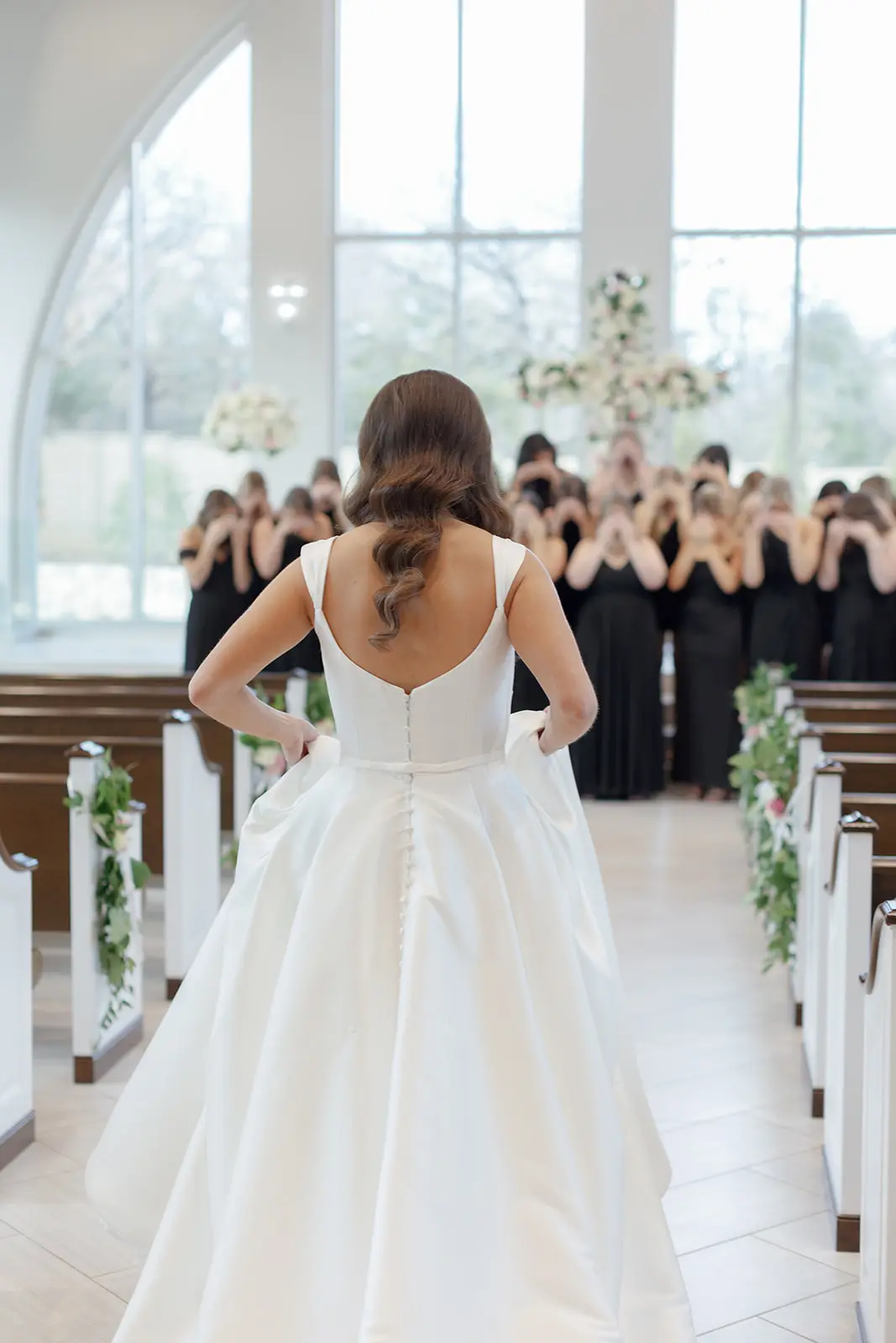 1179239-49850-l-RyJeBY9